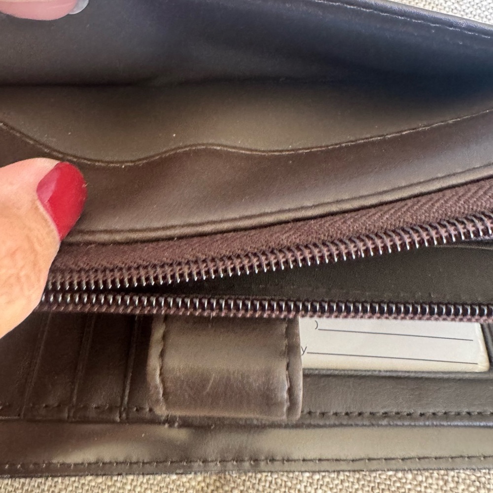 Brown leather Wallet corner zip new - Picture 3 of 8